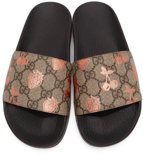 gucci berey|Gucci berry print slides.